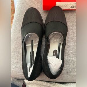 Aerosoles size 8.5 black